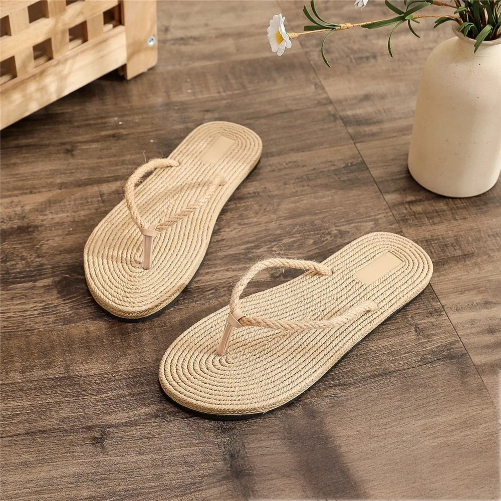 Women's Boho-Chic Faux-Straw Woven Flip-Flops – Textured Espadrille-Style Sandals